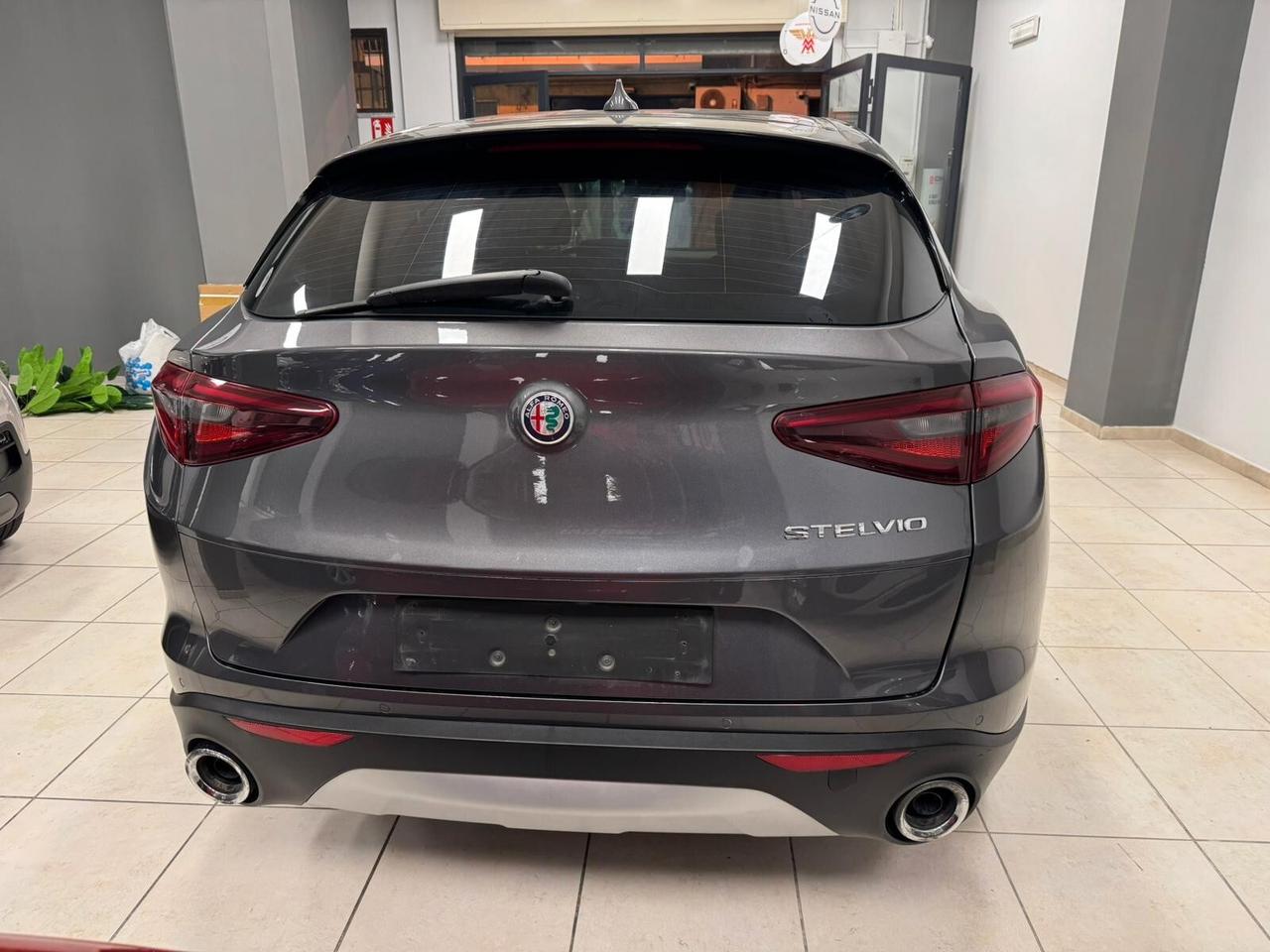 Alfa Romeo Stelvio 2.2 Turbodiesel 190 CV AT8 RWD Executive
