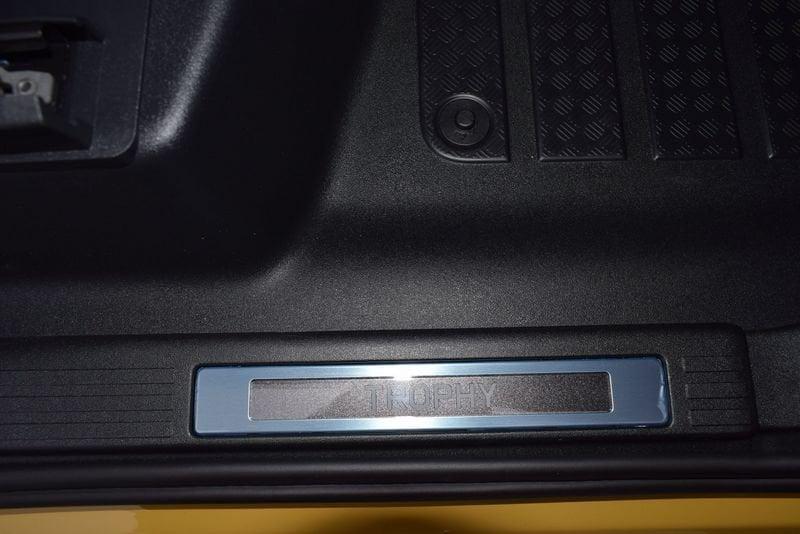 Land Rover Defender D350 AWD Auto 110 Trophy Edition Deep Sandglow