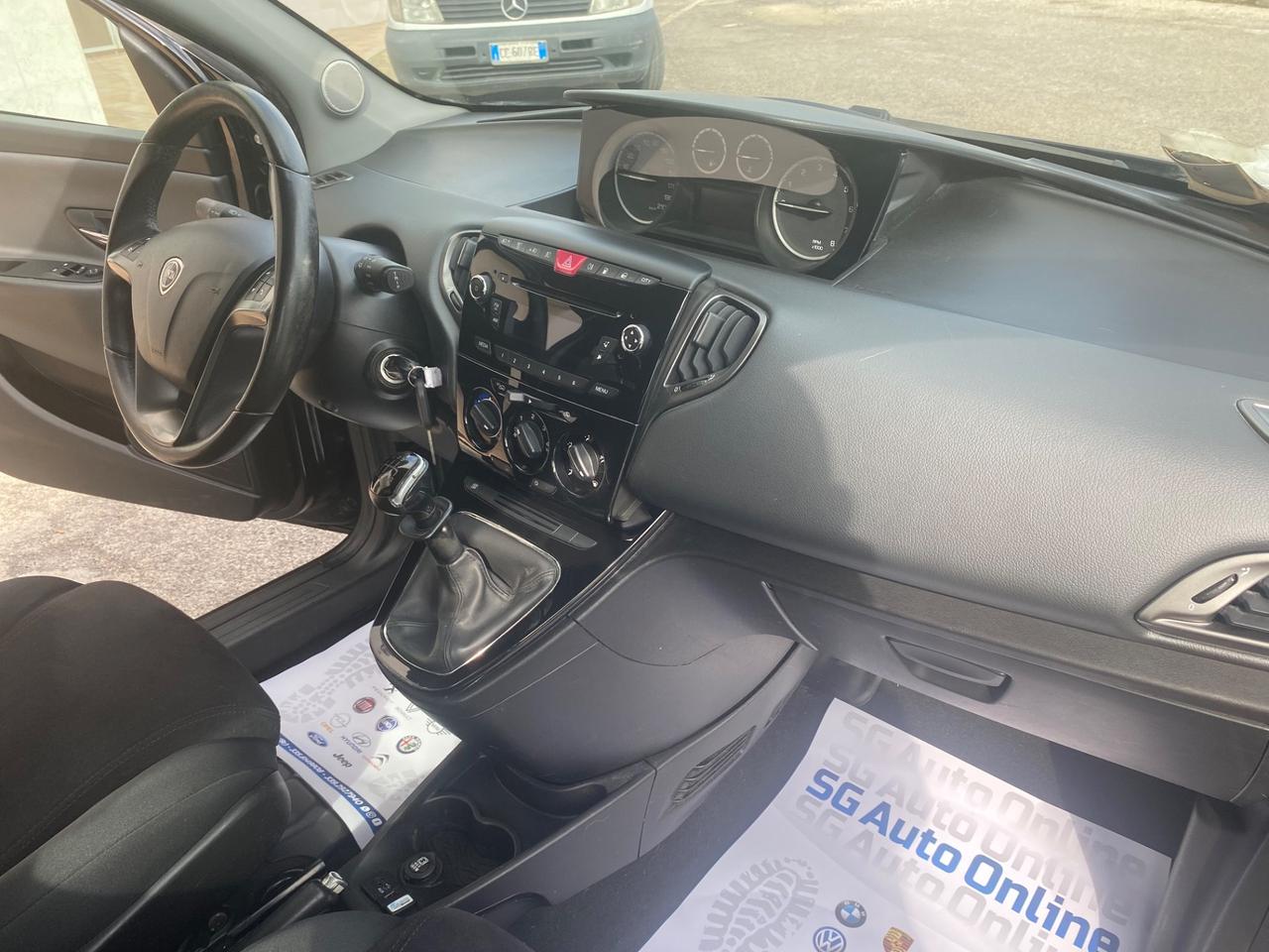 Lancia Ypsilon 1.2 69 CV 5 porte GPL Ecochic Gold