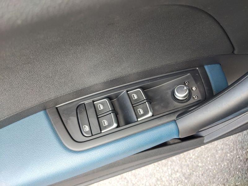 Audi A1 A1 Sportback 1.0 tfsi Sport 82cv