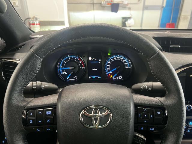 Toyota Hilux Hilux 2.8 d-4d 48V double cab Invincible auto
