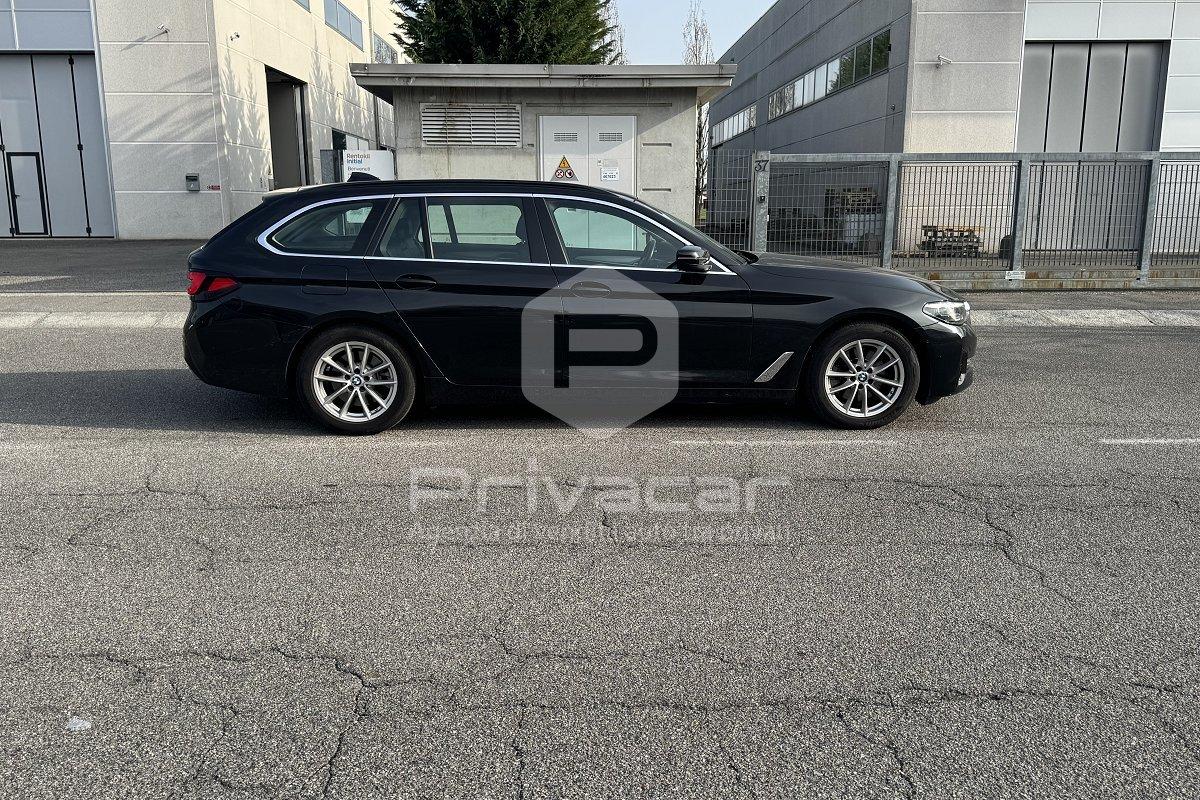 BMW 520d 48V xDrive Touring Luxury