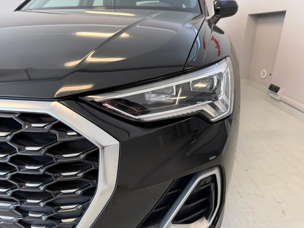 Audi Q3 35 TDI S tronic line edition