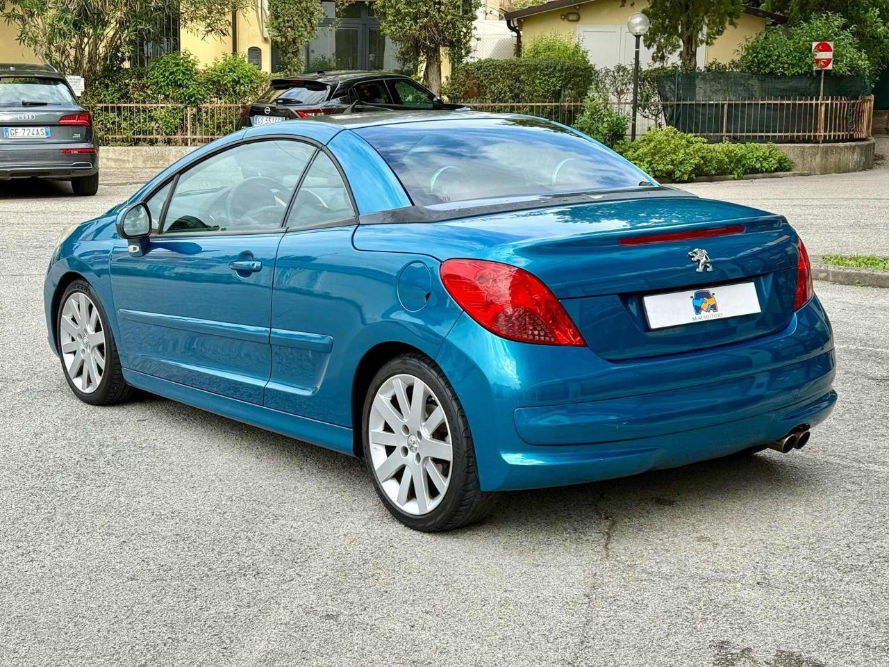 PEUGEOT 207 1.6 VTi 120CV CC Féline