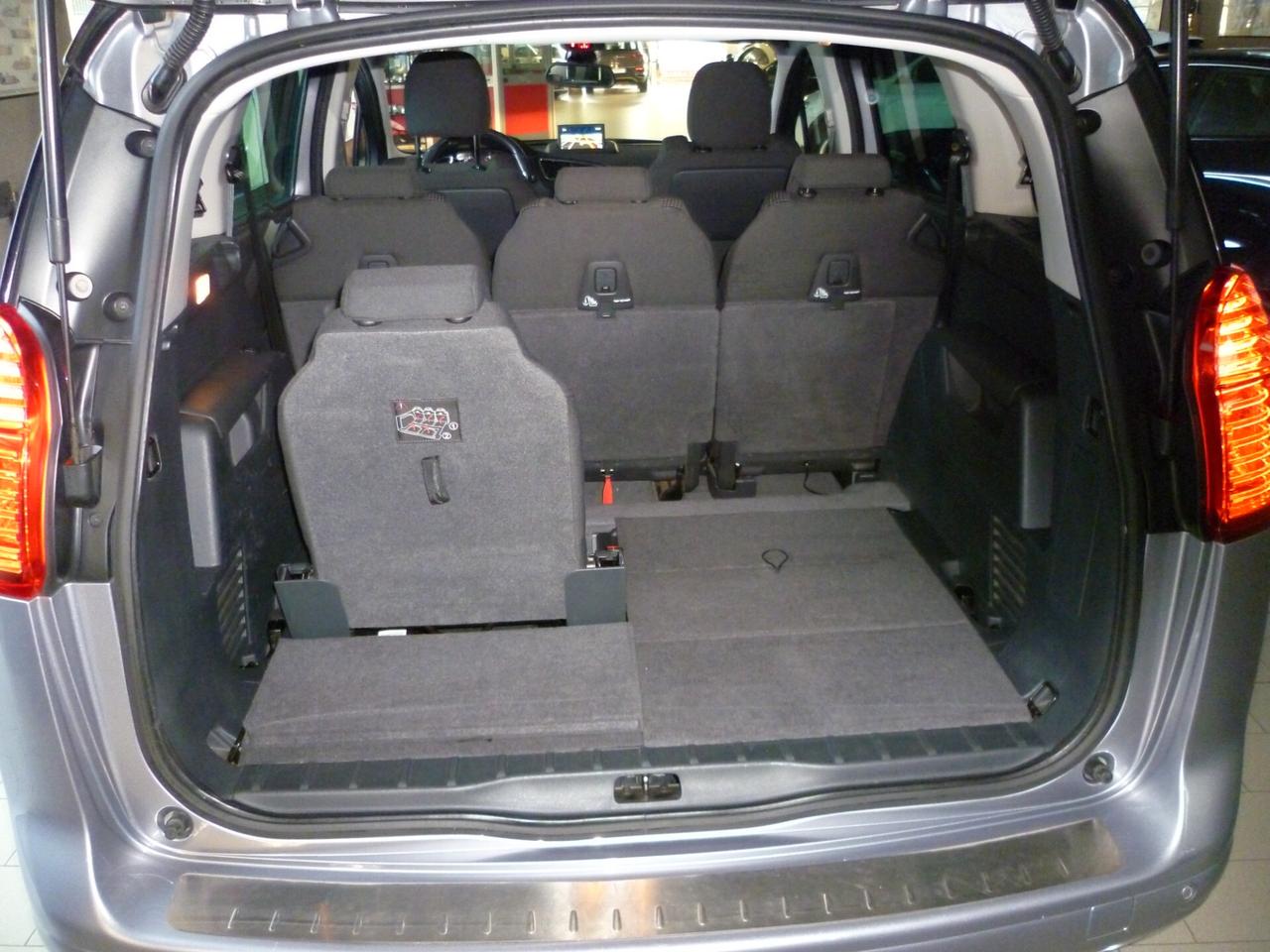 Peugeot 5008 BlueHDi 120 S&S Allure