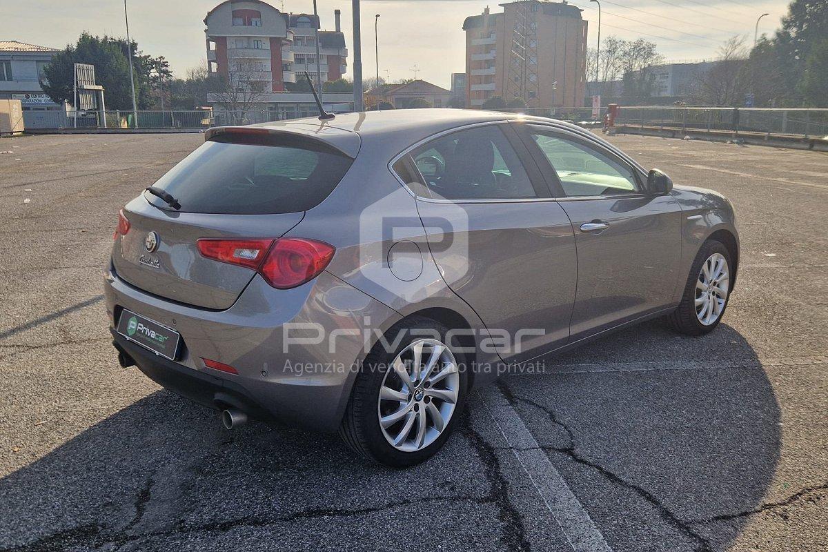 ALFA ROMEO Giulietta 2.0 JTDm-2 150 CV Distinctive