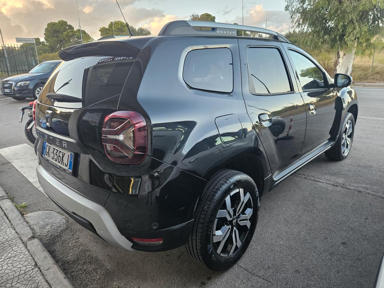 Dacia Duster 1.0 GPL 100CV FULL CAMERA 360°
