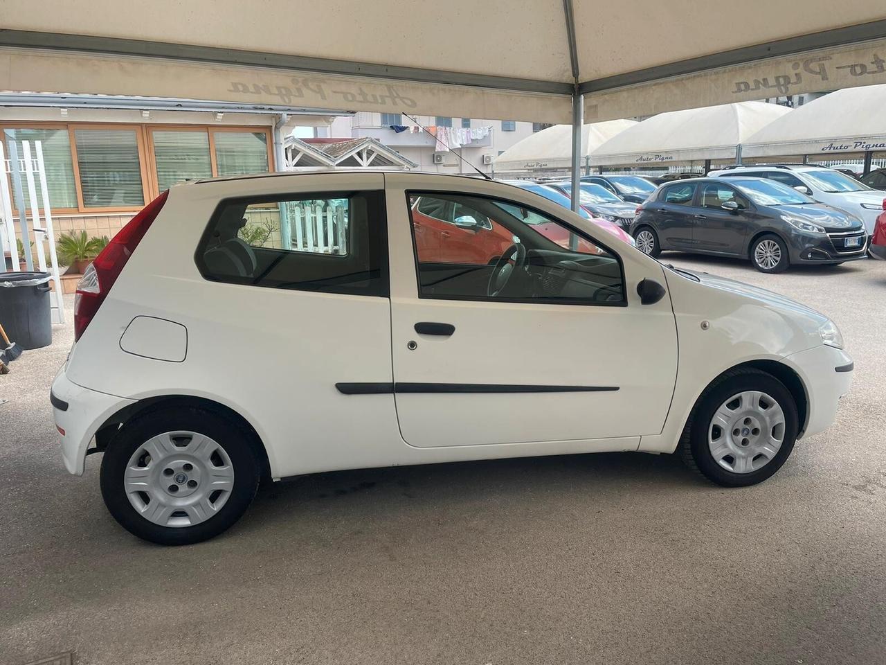 Fiat Punto 1.3 MJT 16V 3p. 4p.ti Active Van