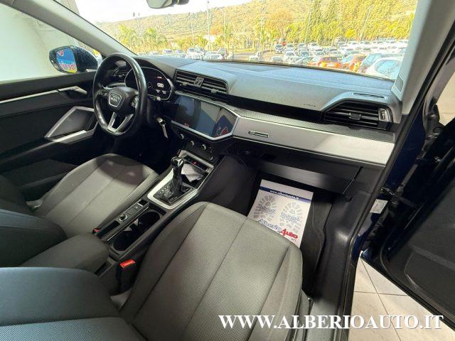 AUDI Q3 35 TDI S tronic Business