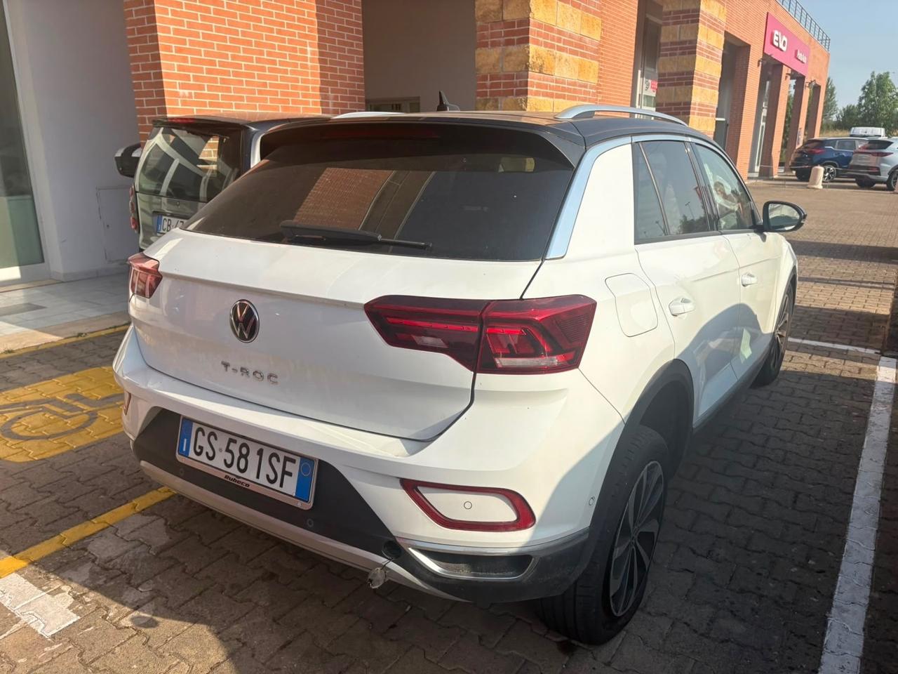 Volkswagen T-Roc 1.0 TSI Life 2024 26.000 KM INCIDENTATA
