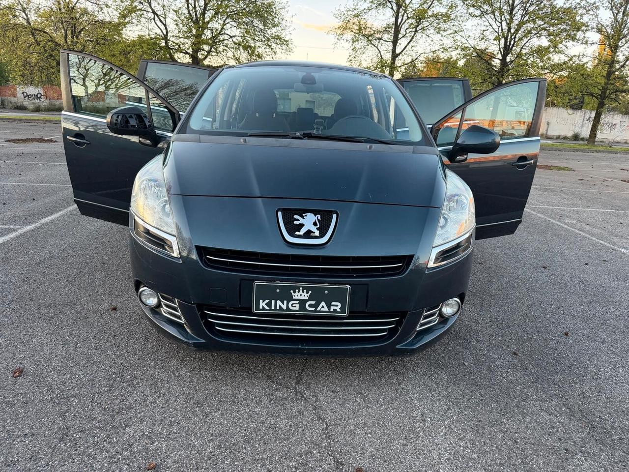 Peugeot 5008 1.6 e-HDi 112CV Stop&Start cambio robotizzato Active