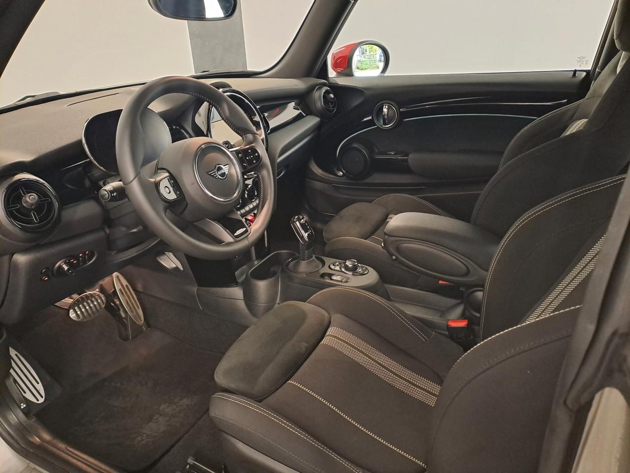Mini John Cooper Works Coupe JOHN COOPER WORKS