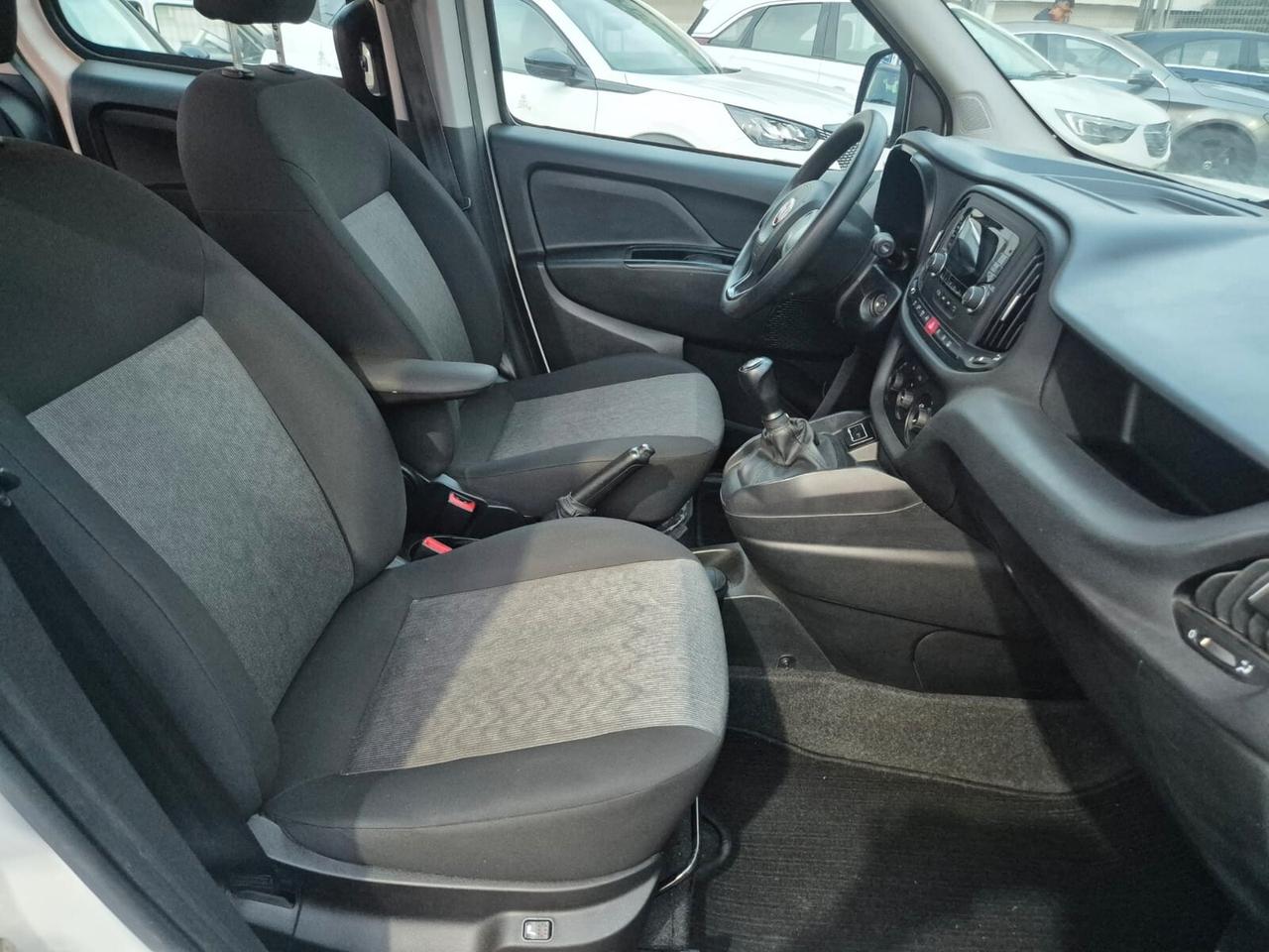 Fiat Doblo Cargo Combi 1.3 mjt 16v 95 CV E6