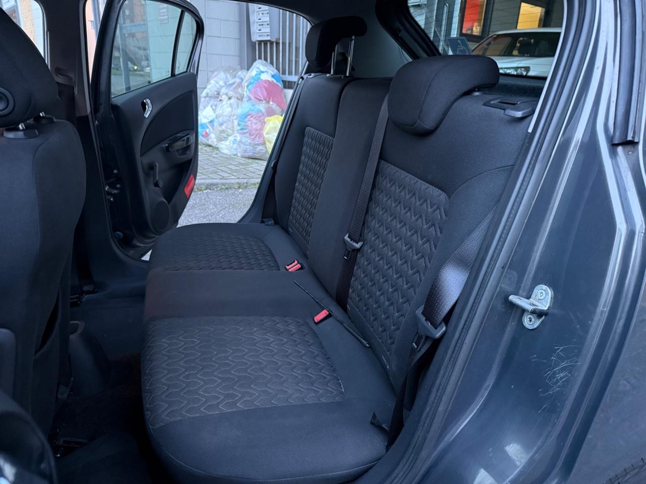 Opel Corsa 1.2 5 porte sport automatica