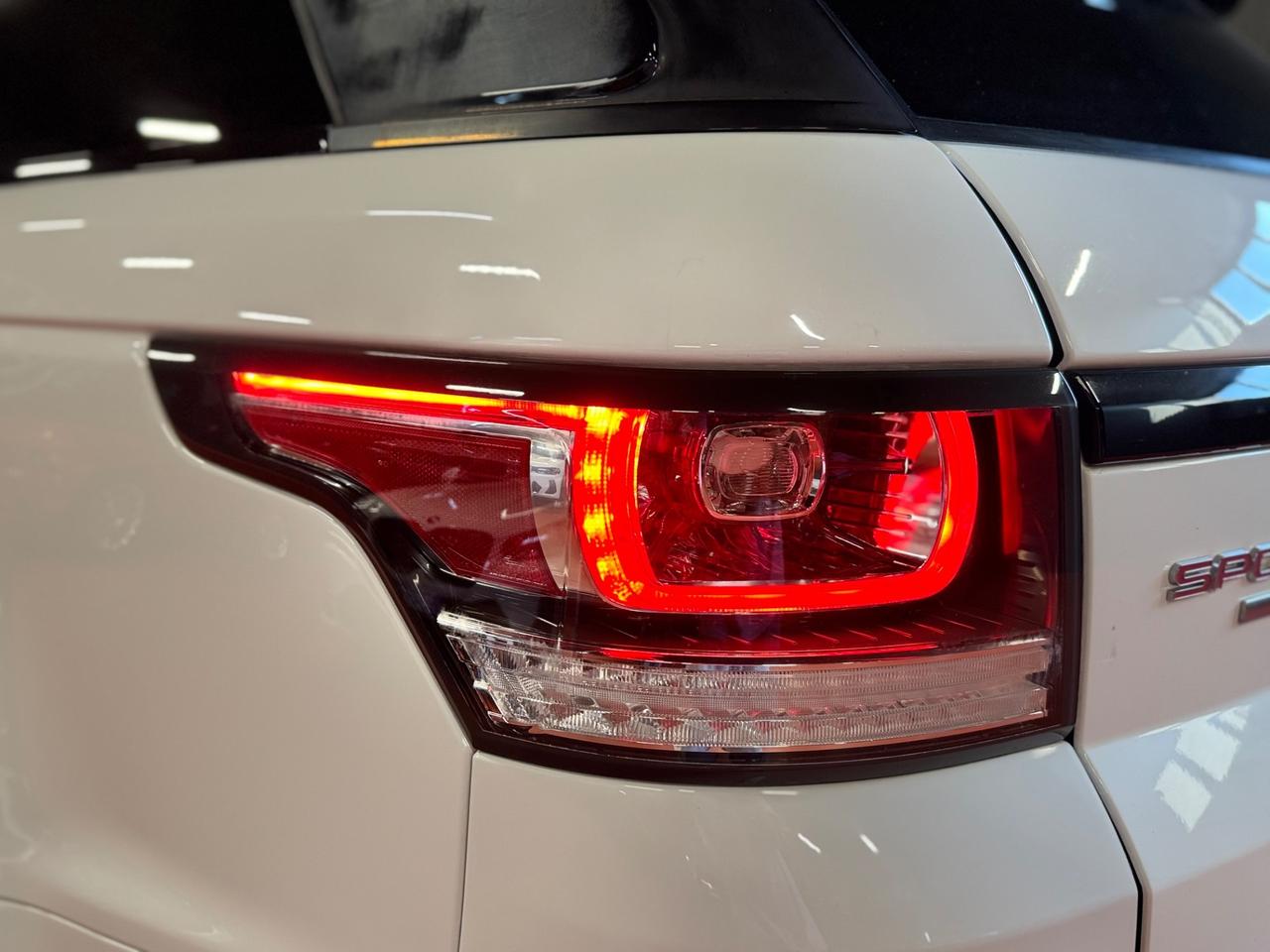 Land Rover Range Sport 3.0 TDV6 HSE Dynamic
