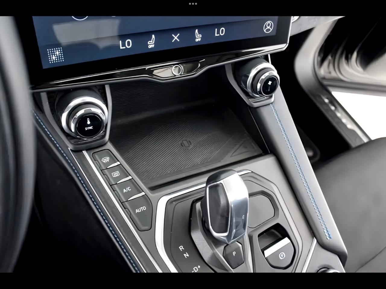 Lynk&co 01 PHEV Perfetta