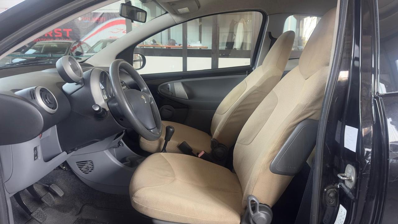 Peugeot 107 1.0 68CV 3p. Sweet Years