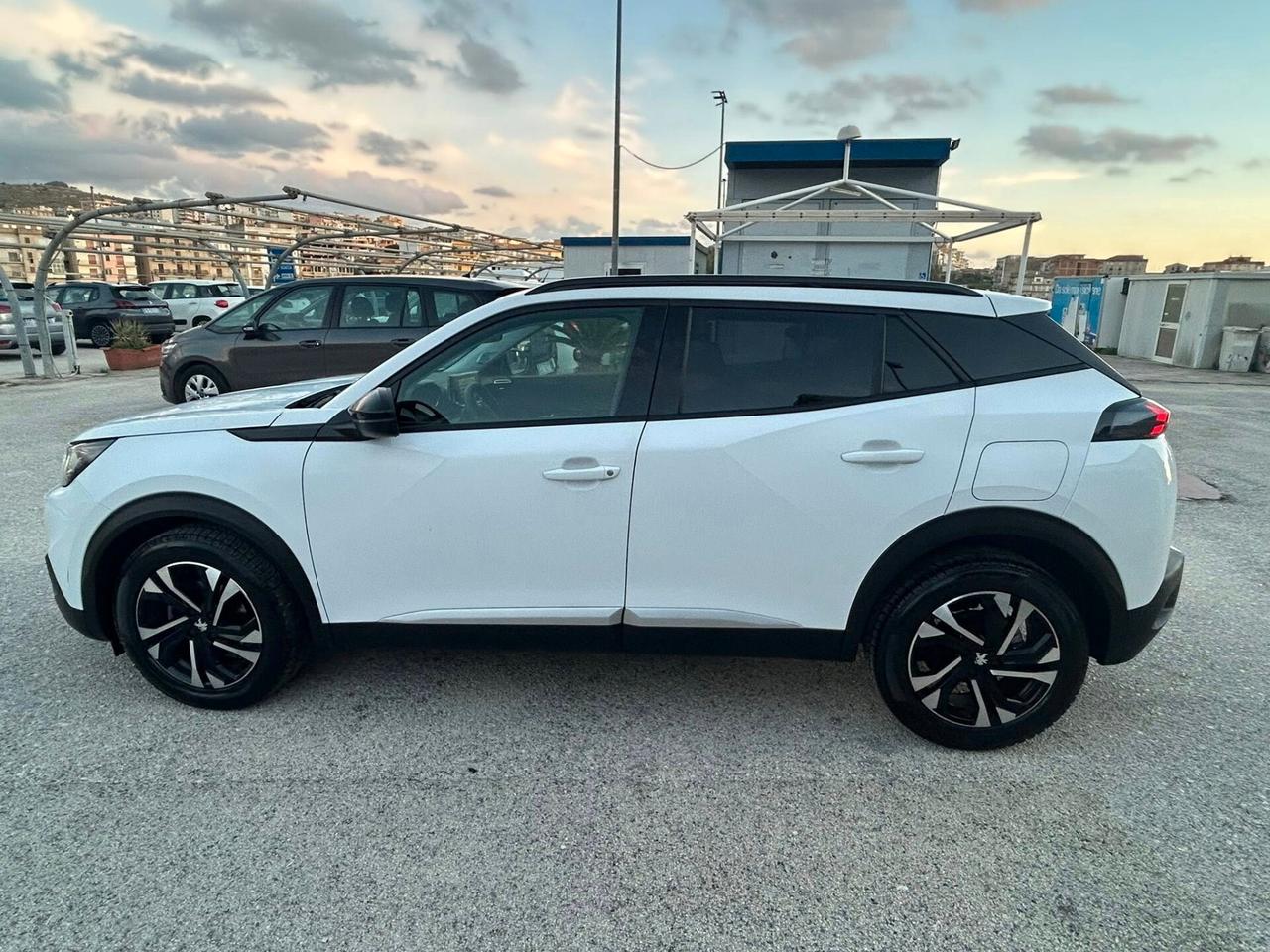 Peugeot 2008 1.5BlueHDi 110 cv 2021