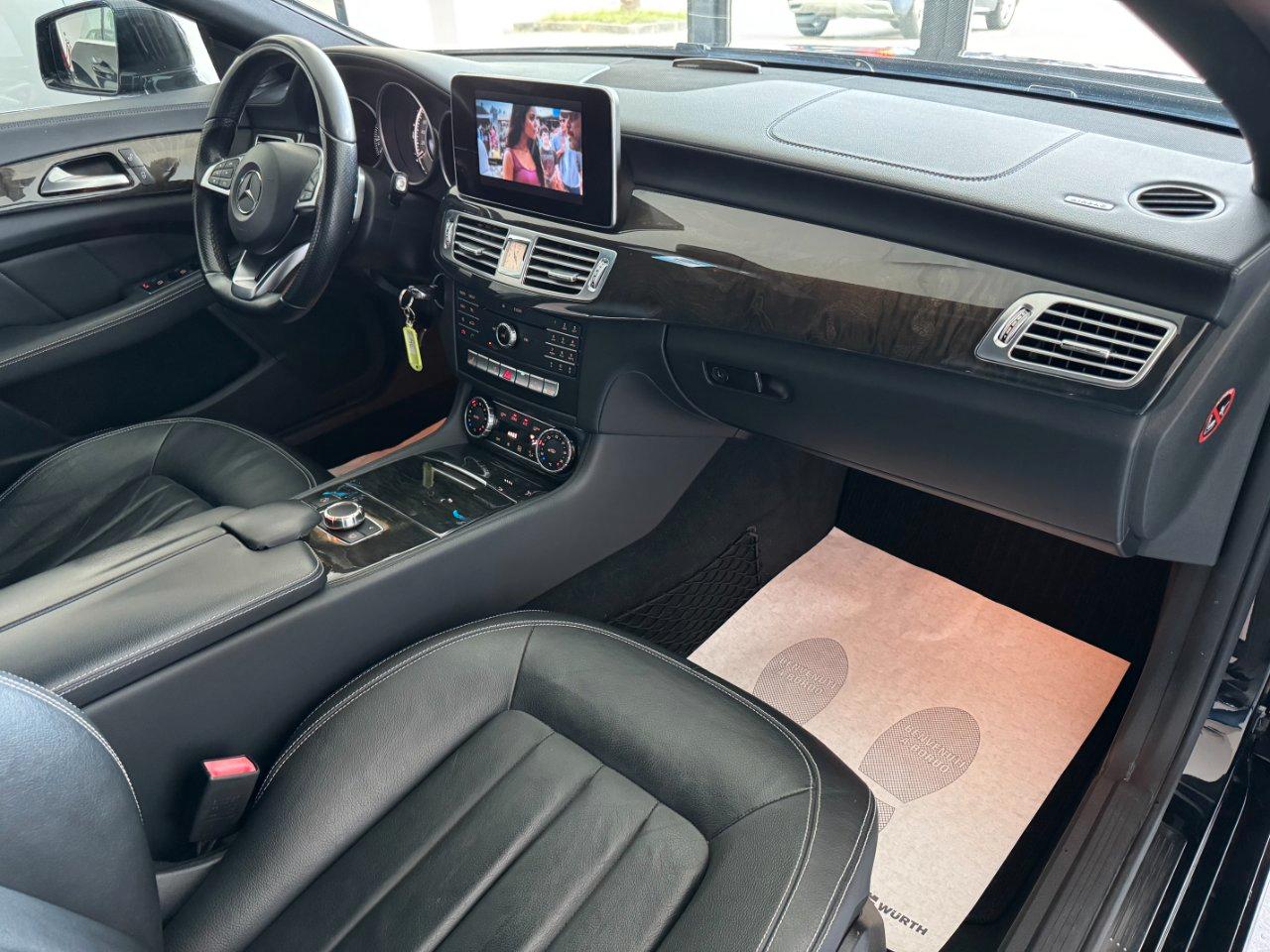 Mercedes CLS Shooting Brake 250 d Amg Premium 4matic Stupenda
