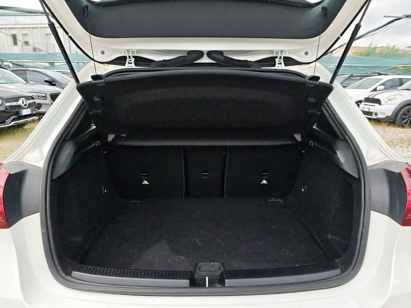 Mercedes-Benz Classe A A 180 d Progressive Advanced Plus