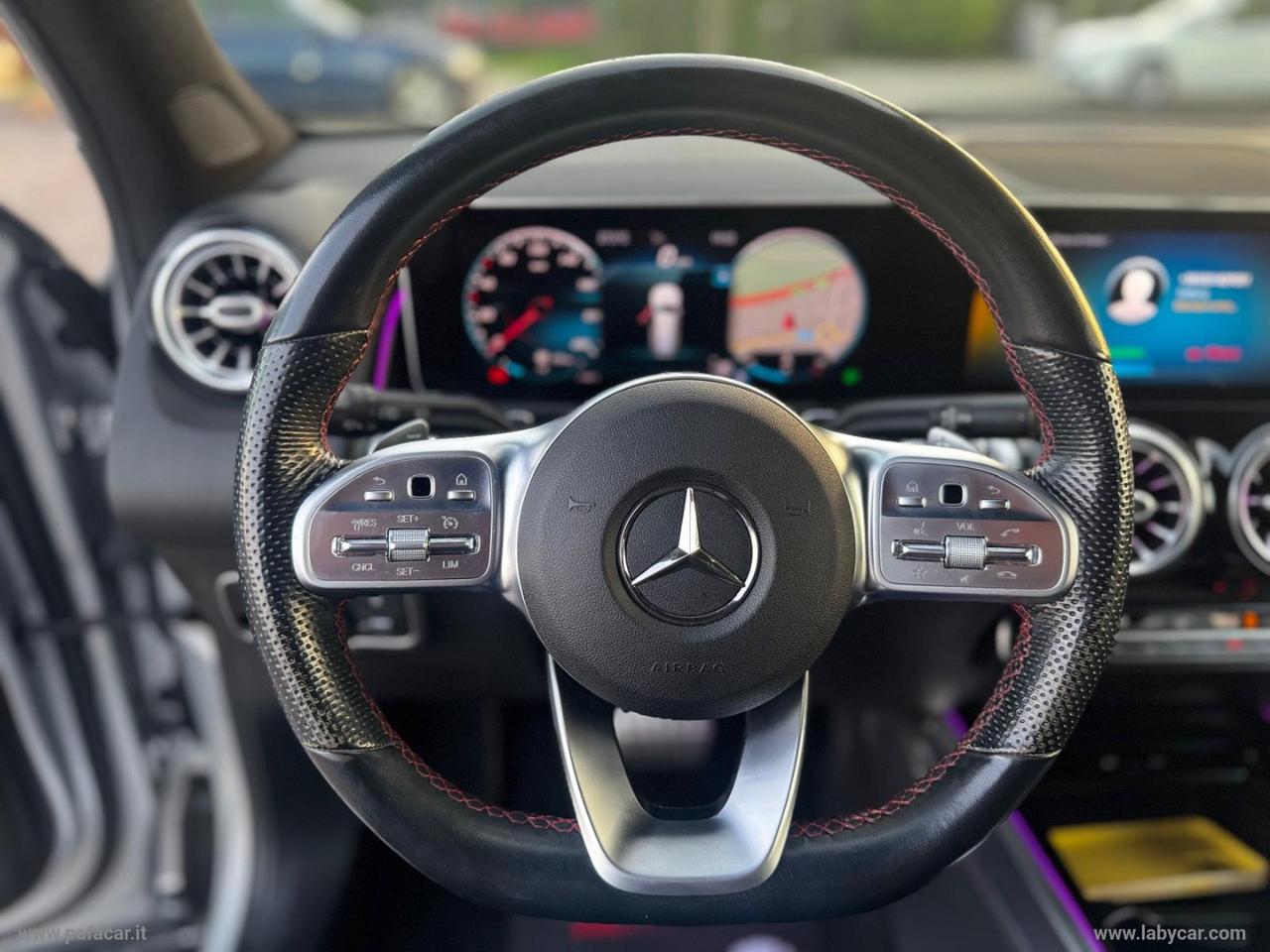 MERCEDES-BENZ GLB 200 d Automatic Premium
