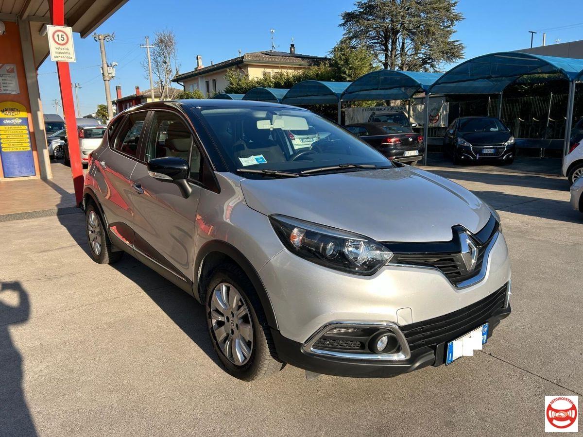 RENAULT - Captur 0.9 tce Live s&s 90cv