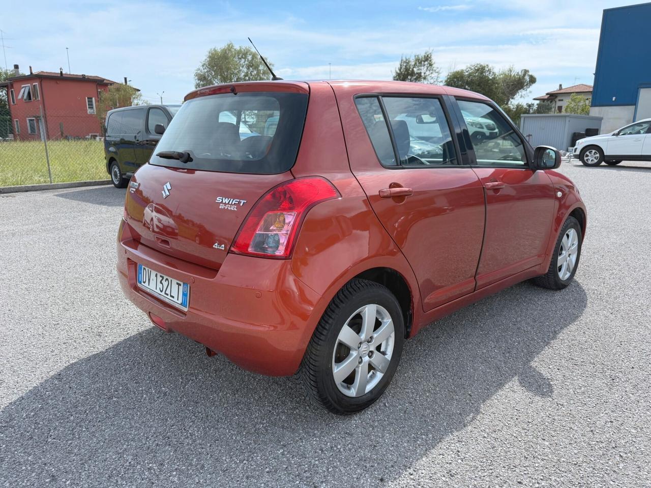 Suzuki Swift 1.3 4x4 5p. GL