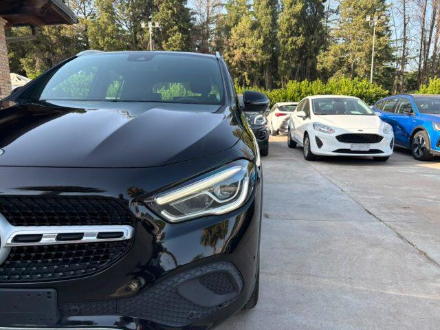 MERCEDES-BENZ GLA 220 d Automatic Sport