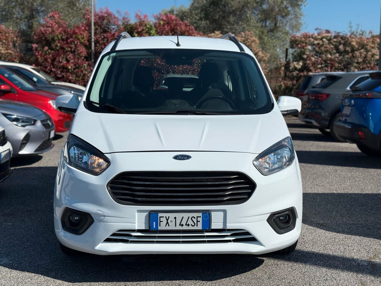Ford Tourneo Courier 2019 photo 2