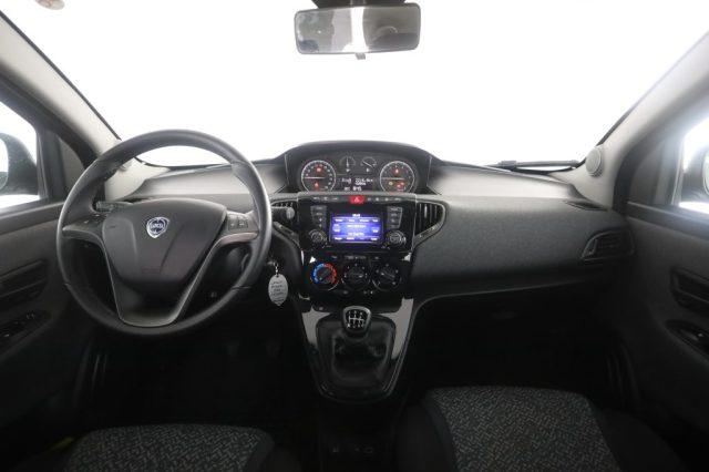 LANCIA Ypsilon Ypsilon 1.0 FireFly 70 CV Start&Stop Hybrid SILVER