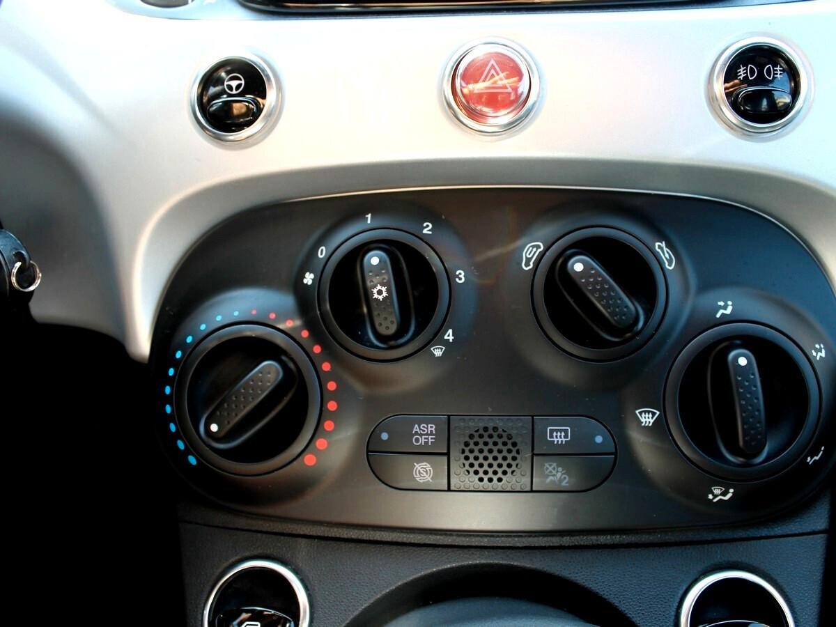 Fiat 500 C 1.0 Hybrid Connect