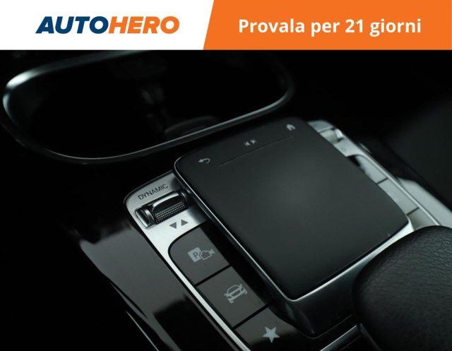 MERCEDES-BENZ A 200 Sport