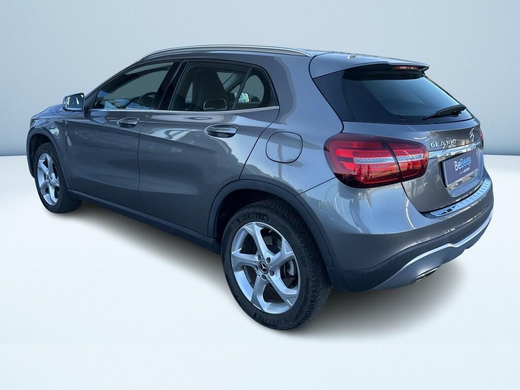 Mercedes GLA 180 180 Sport 7G-DCT