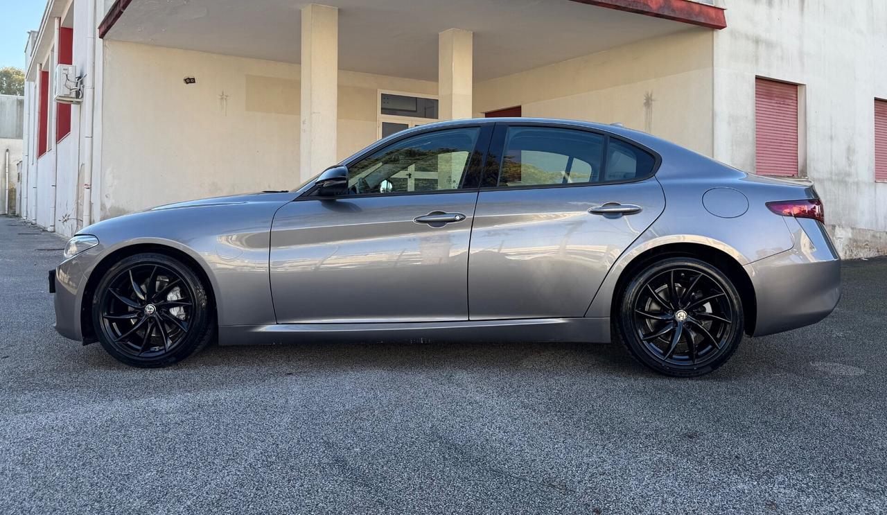 Alfa Romeo Giulia 2.2 Turbodiesel 180 CV AT8 Super