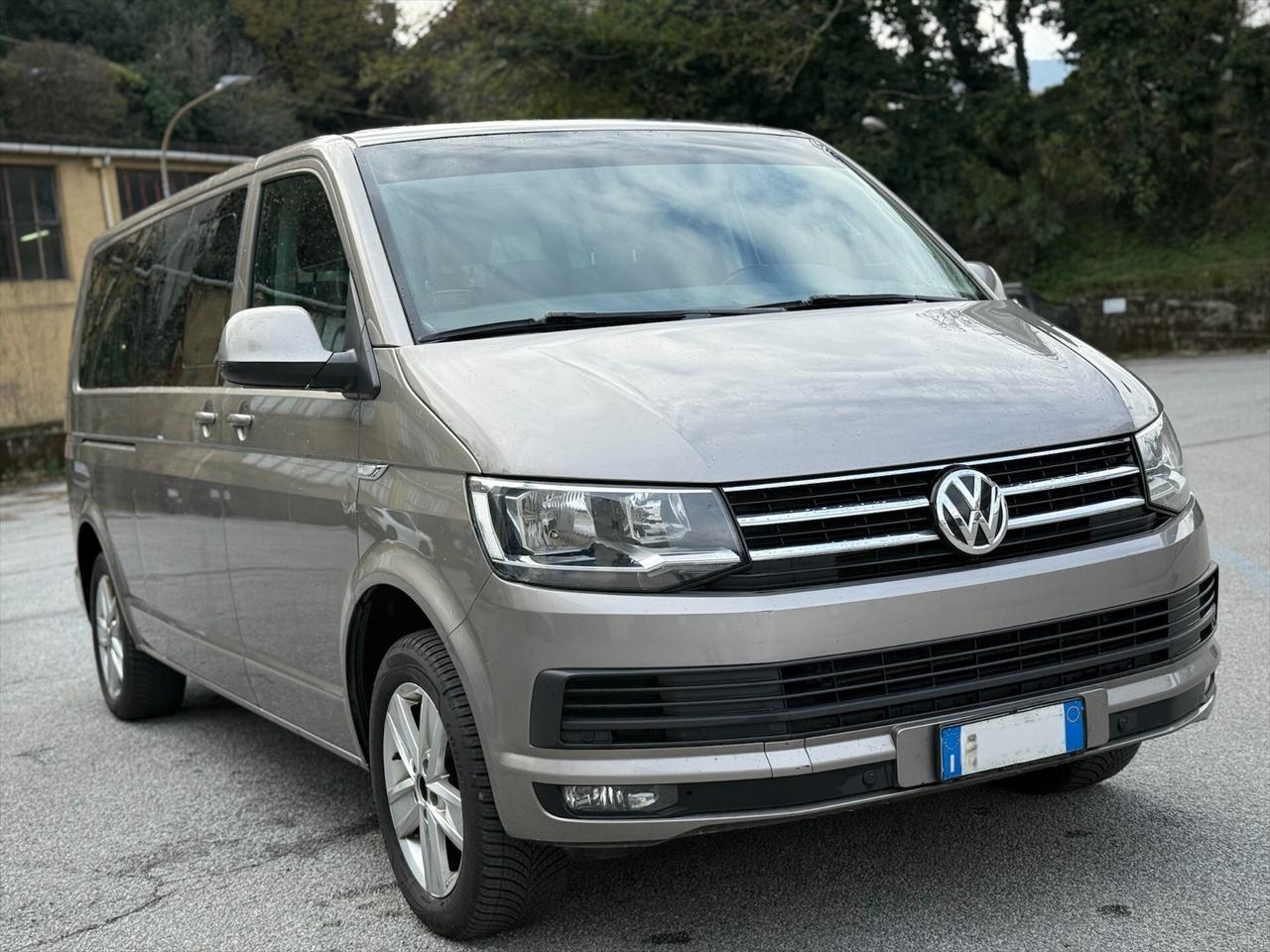 Volkswagen Caravelle 2.0 TDI 150CV DSG PL 9 POSTI