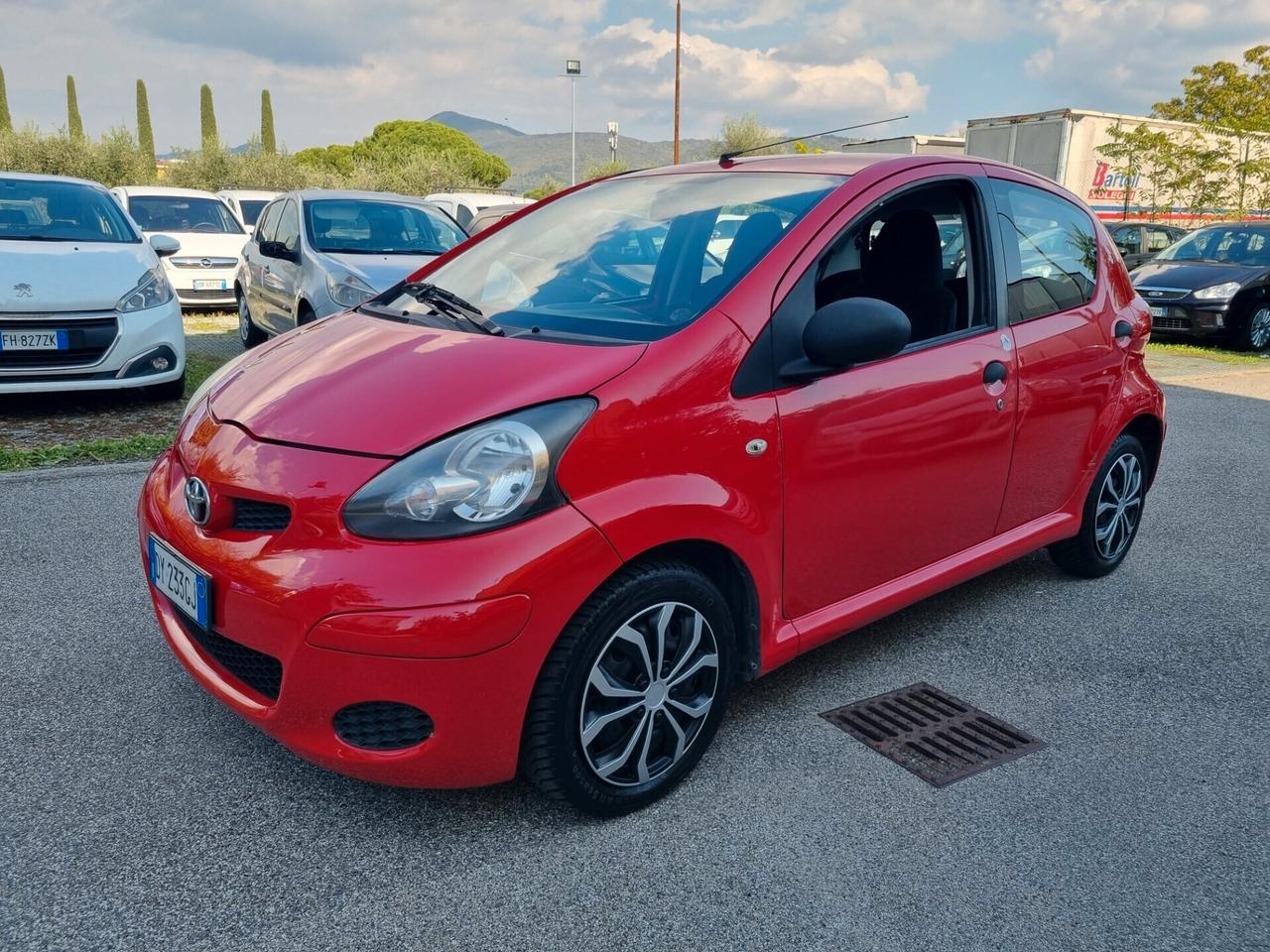 Toyota Aygo 1.0 12V VVT-i 5 porte Sol