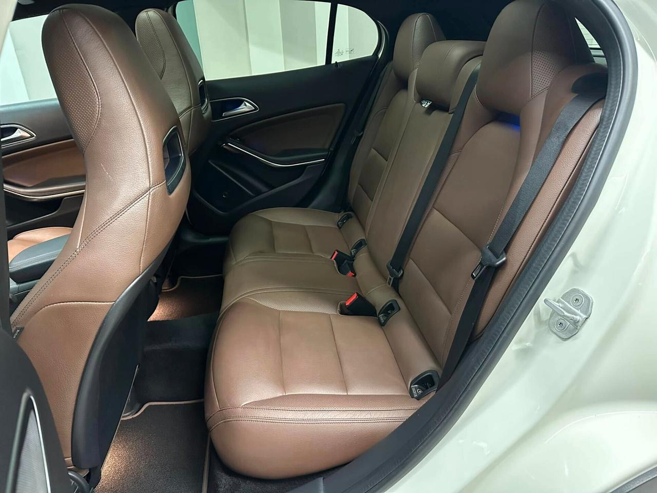 Mercedes-benz GLA 220 d Automatic 4Matic Premium AMG Tetto