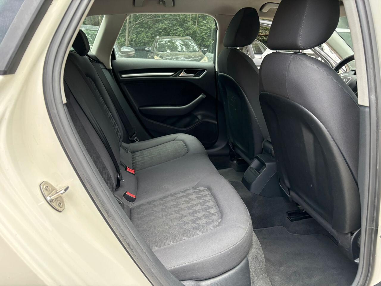 Audi A3 1.6 TDI diesel Ambition OK Neopatentati