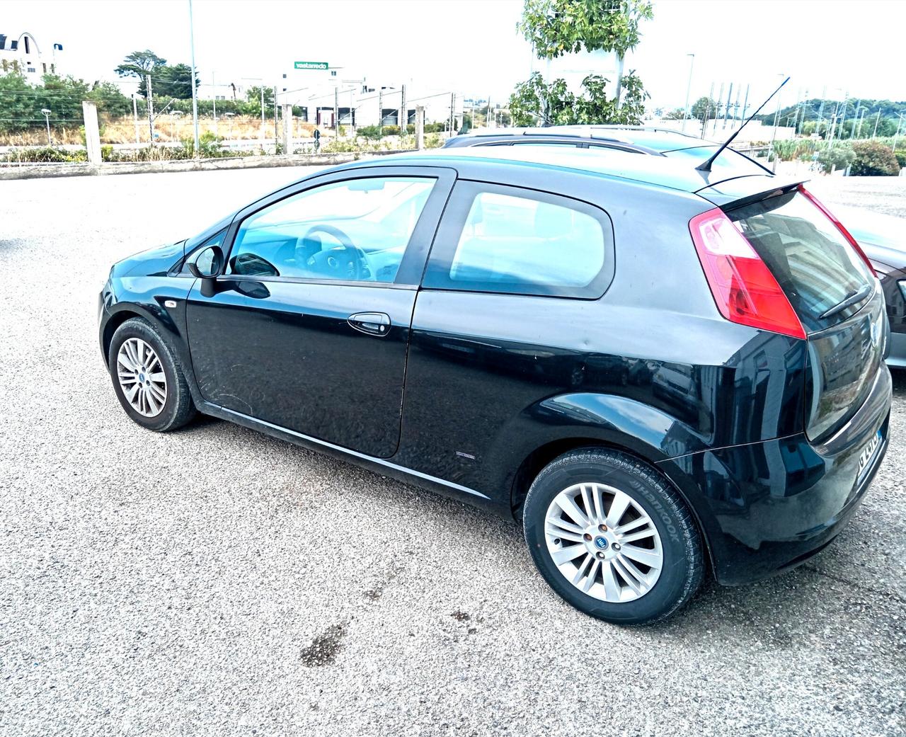 Fiat Grande Punto - NEOPATENTATI