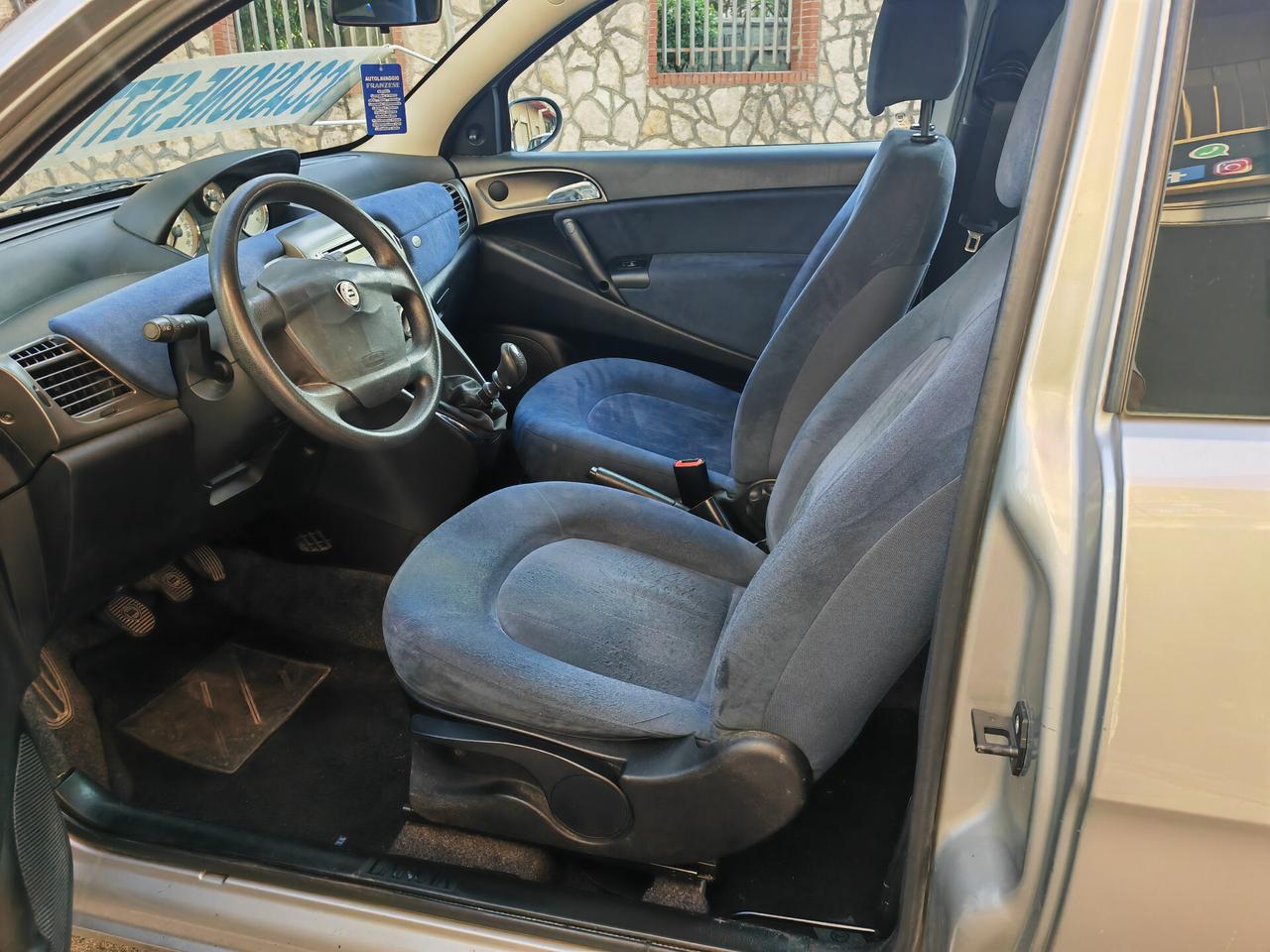 LANCIA YPSILON 1.2 BENZINA CV60 KW44 ORO
