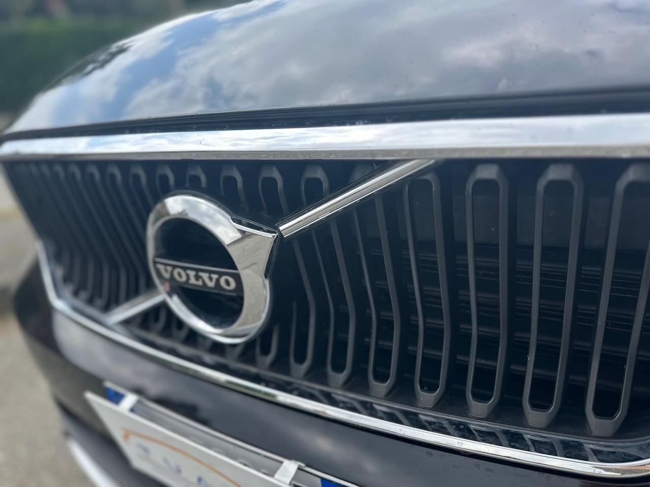 Volvo XC40 Momentum D3