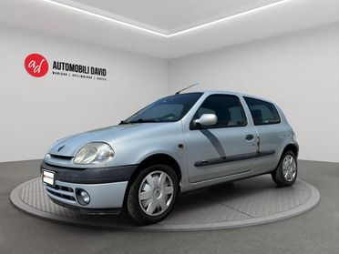 RENAULT Clio 1.4 16V cat 3 porte AUTOMATICA
