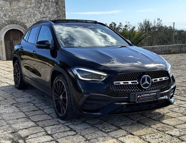 MERCEDES-BENZ GLA 200 d Premium AMG (Night Pack/Tetto Pan./Full Led)
