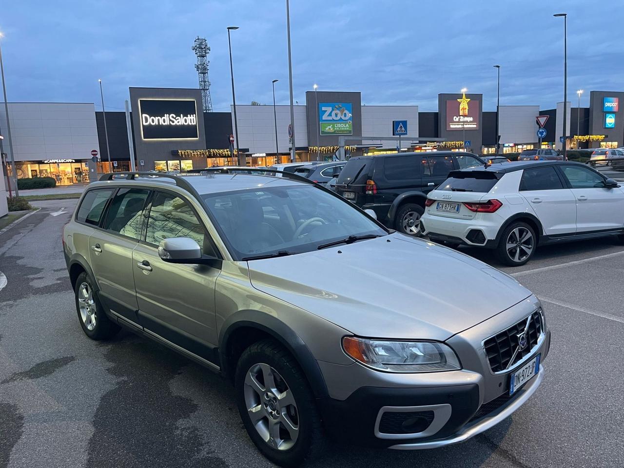 Volvo XC 70 XC70 D5 AWD Summum