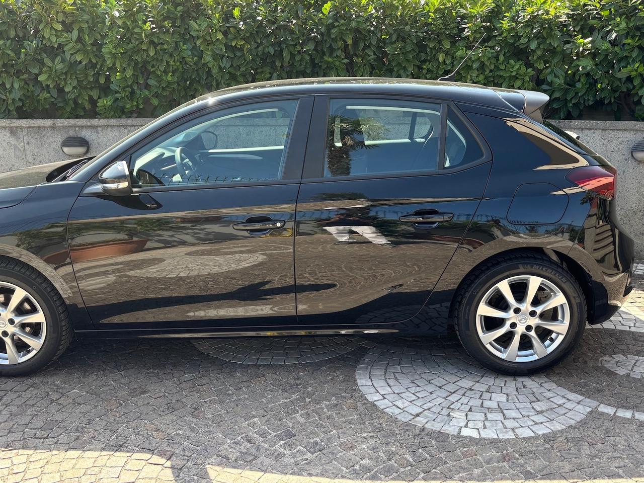 Opel Corsa 1.2 Edition 75CV