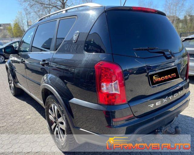 SSANGYONG Rodius 2.0 Xdi 4WD M/T Crystal