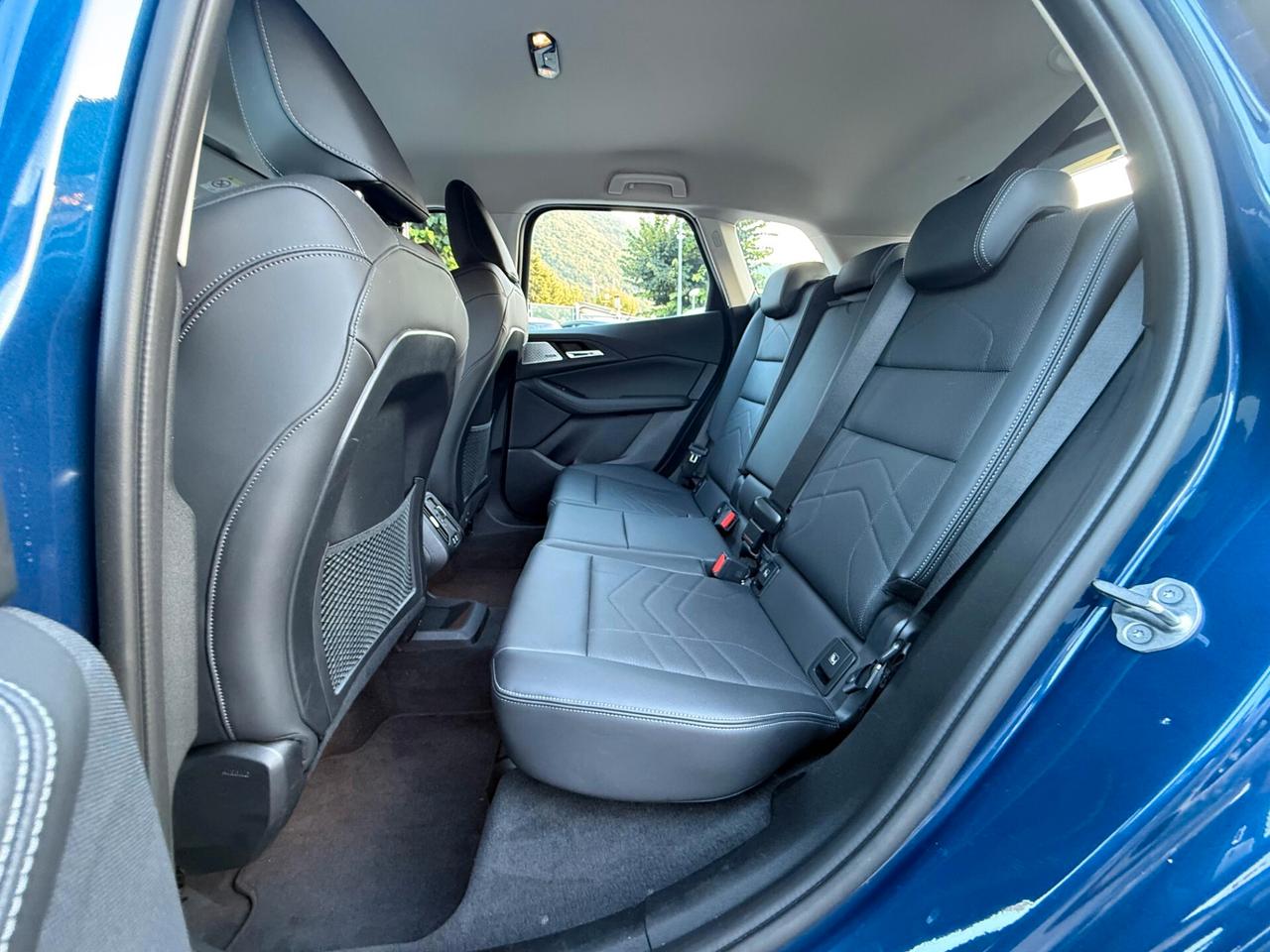 218d Active Tourer Luxury