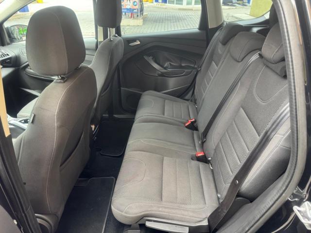 FORD Kuga 2.0 TDCI , Plus 4x2 Sport Utility