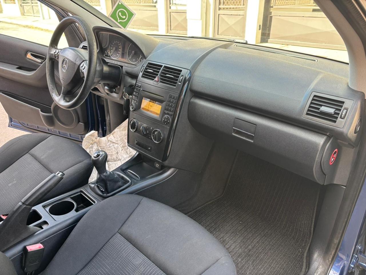 Mercedes-benz A 160 CDI BlueEFFICIENCY Avantgarde