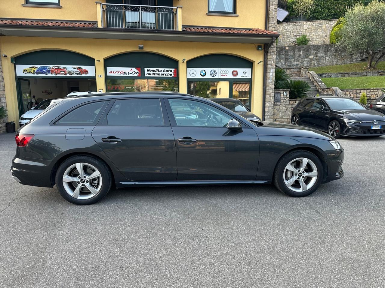 Audi A4 40 TDI quattro S tronic Business Advanced